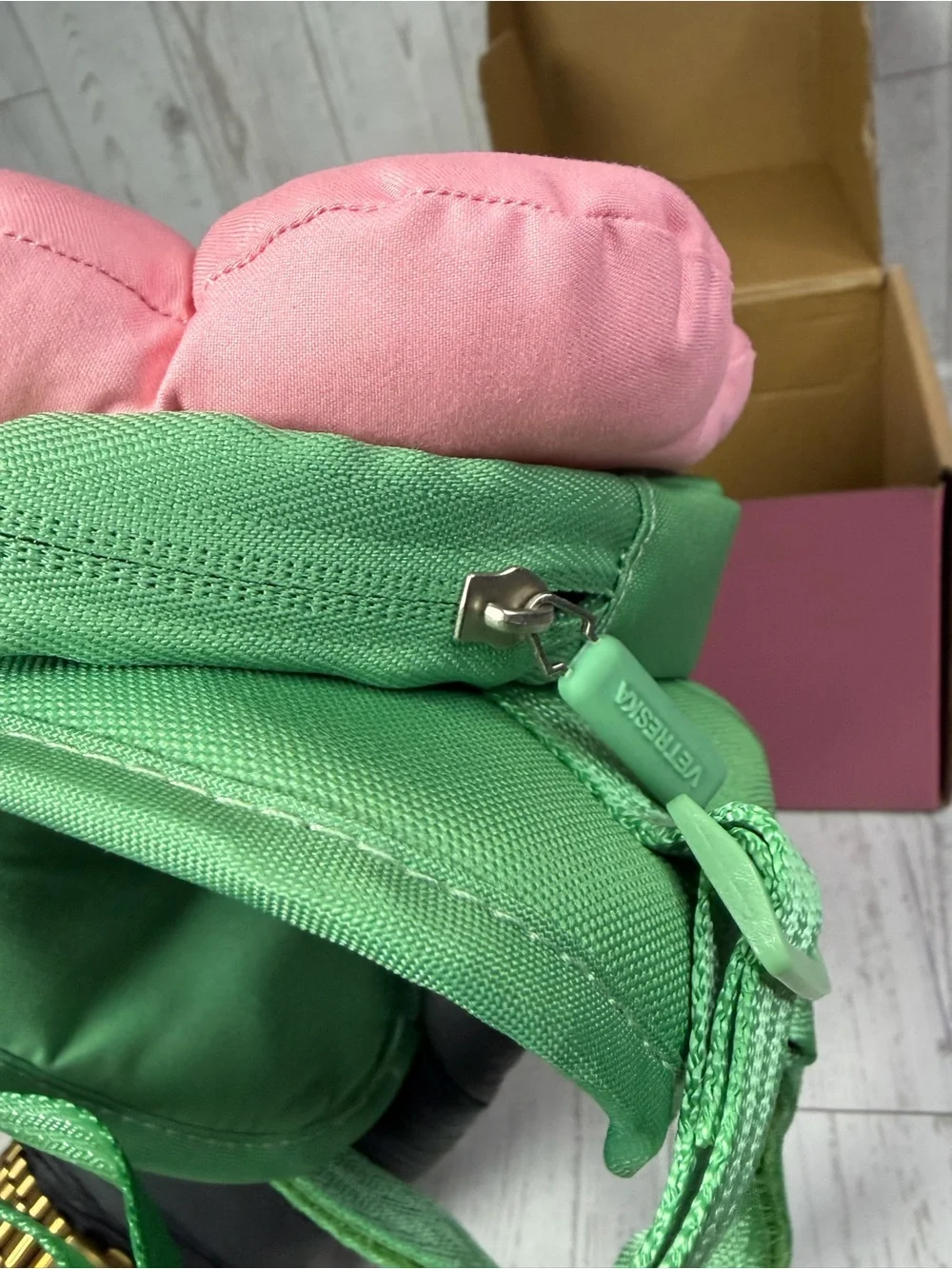 VETRESKA stylish mint